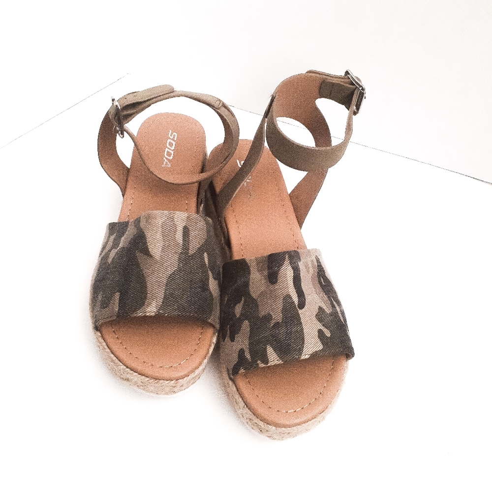 Sugar Camo Topic Espadrilles - Picture 7 of 13